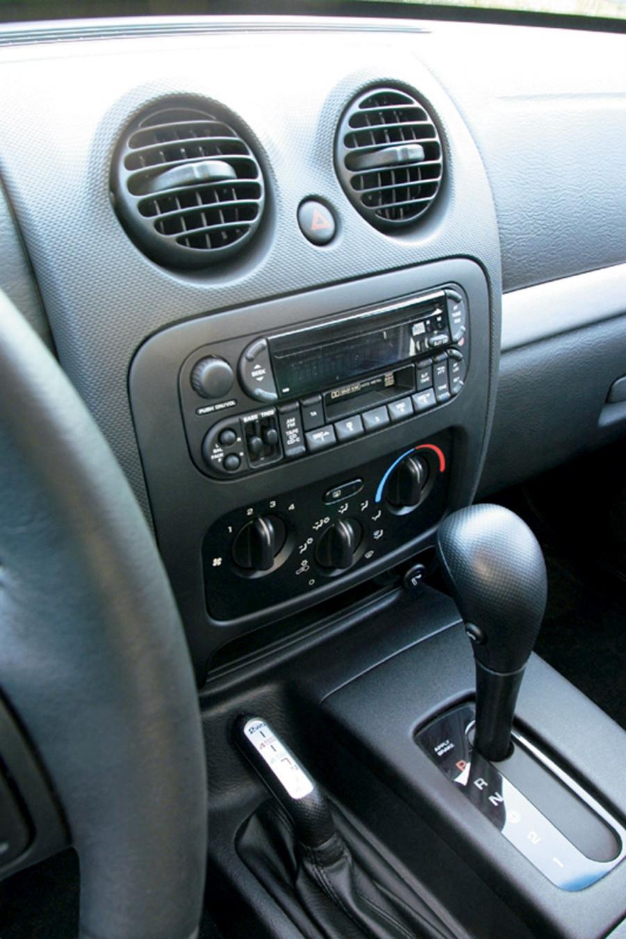  Jeep Cherokee 2002 года  (фото 50 из 130)